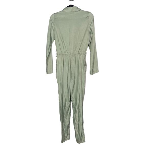 Princess Polly US 4 Light Green Long Sleeve Jumpsuit Tapered Cinch Waist VNeck - Picture 2 of 12